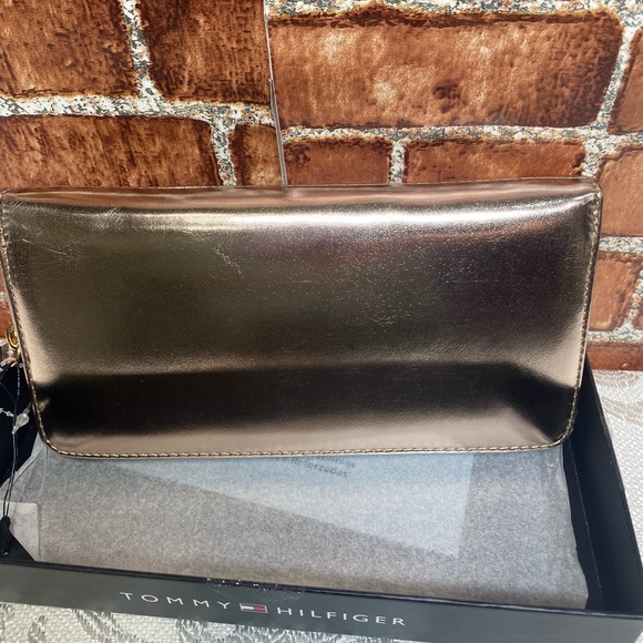 TOMMY HILFIGER WALLET ROSE GOLD METALLIC - Picture 13 of 16